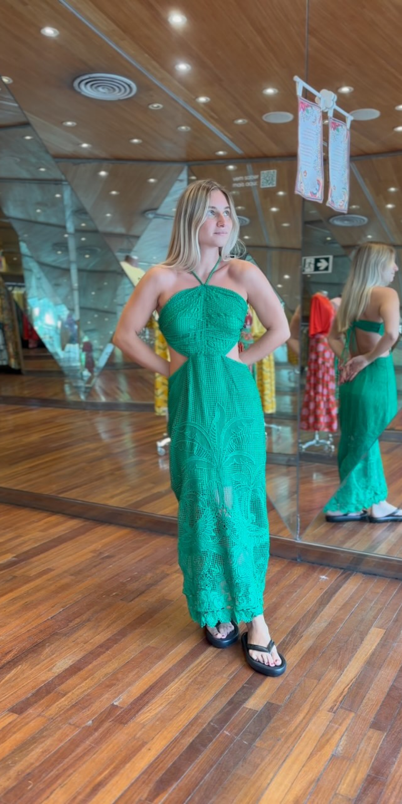 Elegante Vestido Alba para Brilhar em Qualquer Ocasião